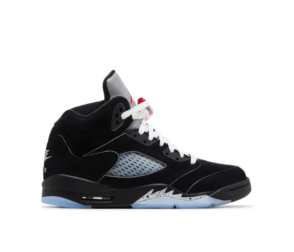 Air Jordan 5 Sneaker